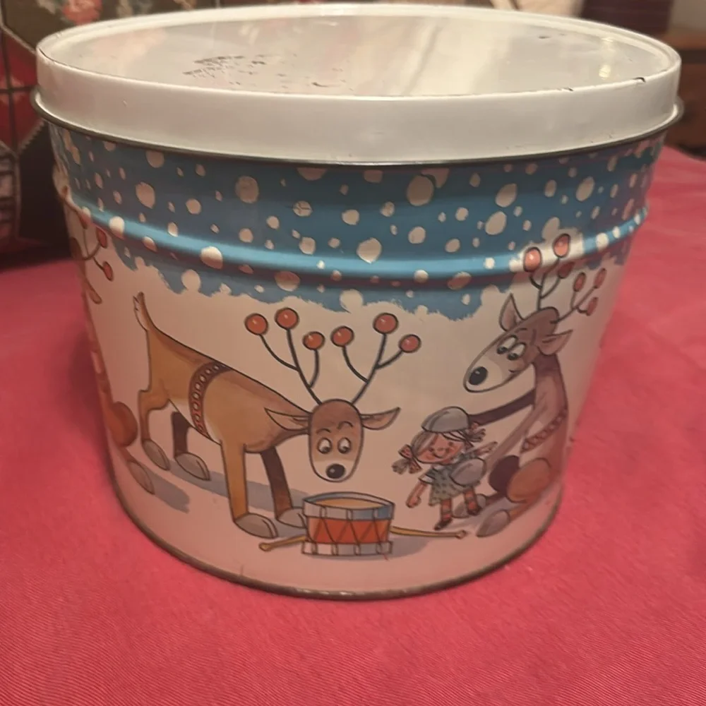 Bertelsmann Can Co. Tin Vintage Christmas Bertels Can Co. Metal Tin